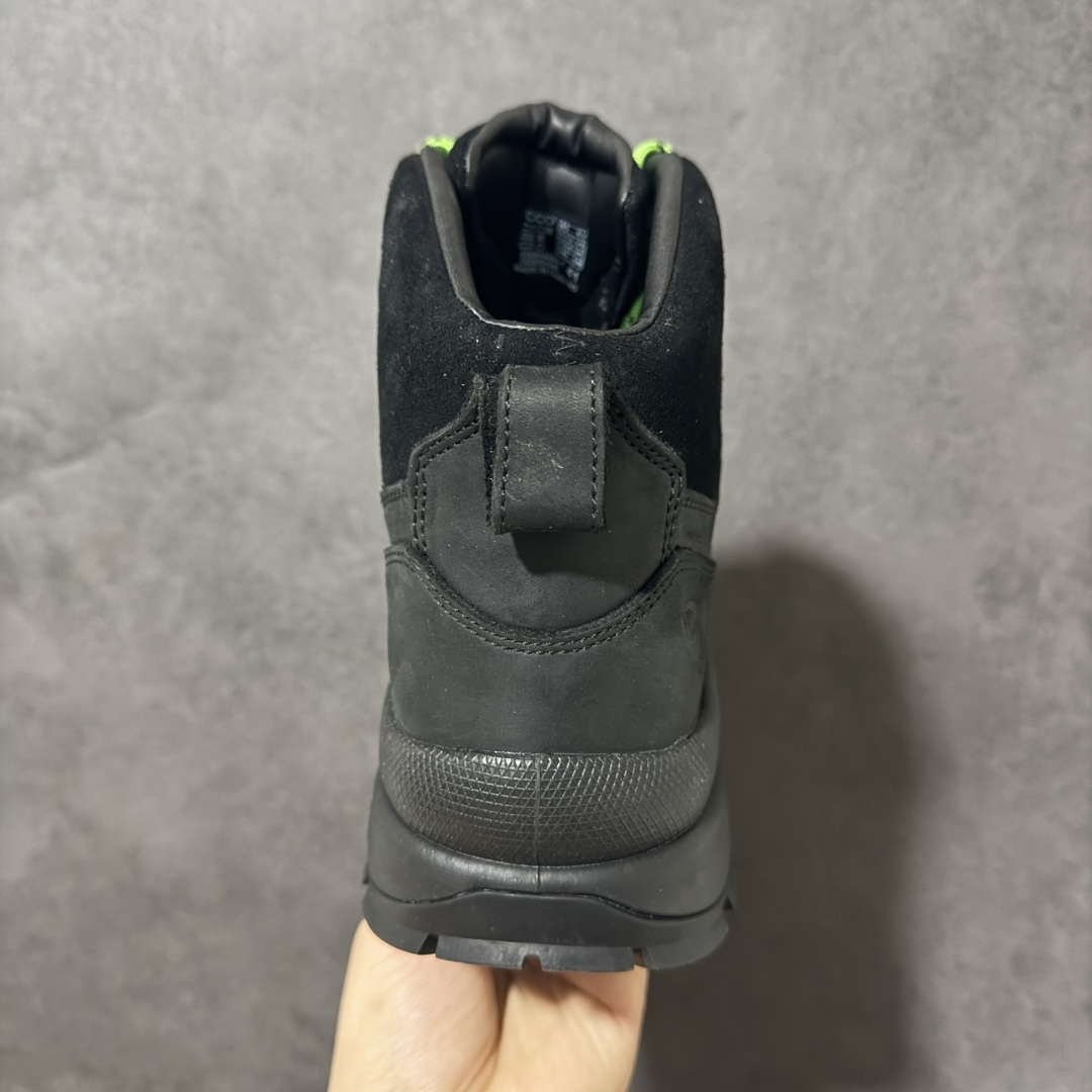 ECCO踪迹30 Track30 厚底工装徒步鞋 货号： 61081 码数：39‑46 