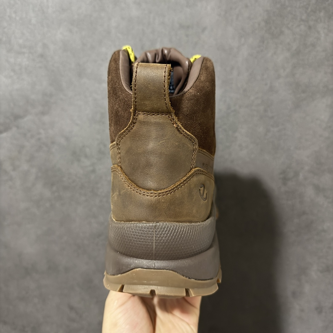 ECCO踪迹30 Track30 厚底工装徒步鞋 货号： 61081 码数：39‑46 