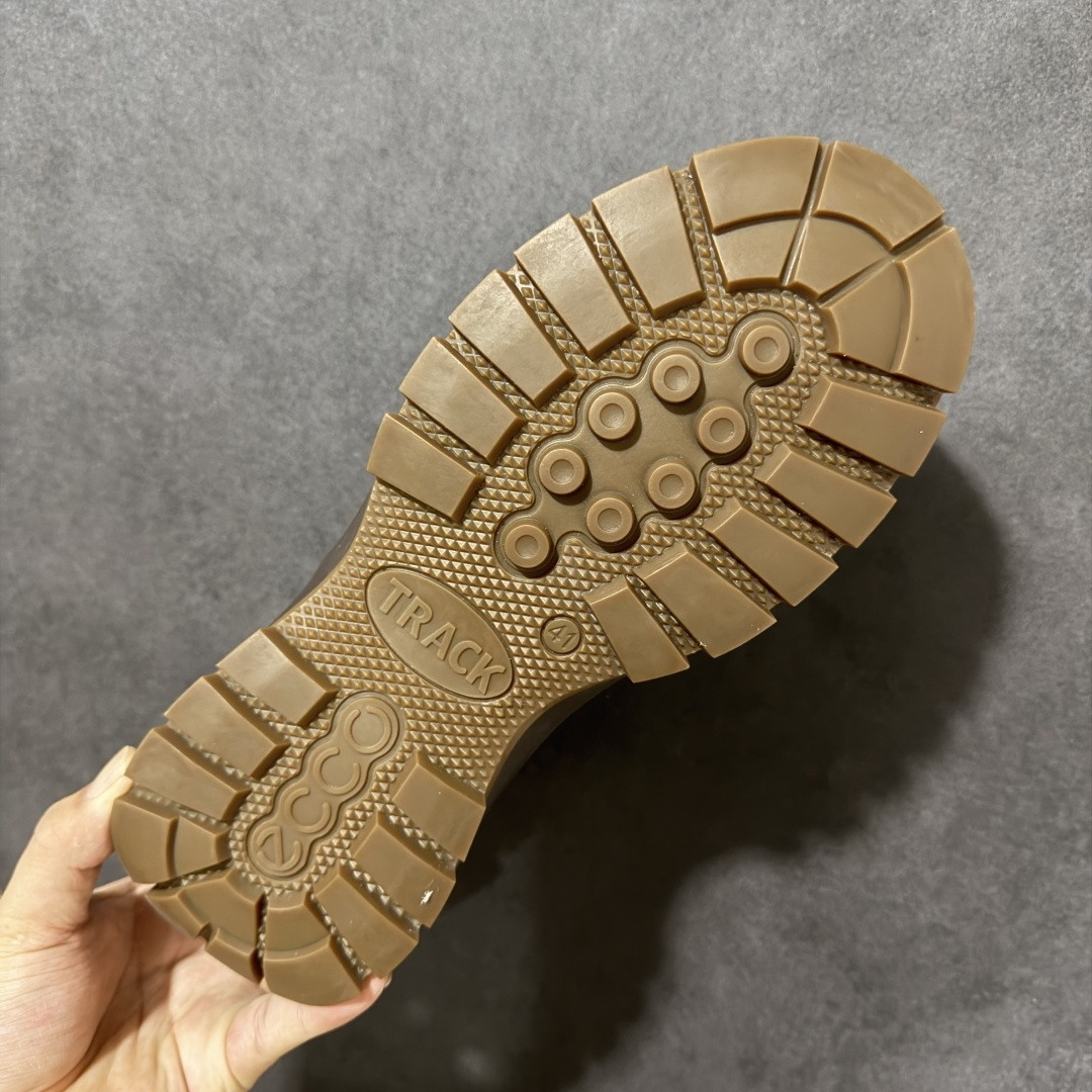 ECCO踪迹30 Track30 厚底工装徒步鞋 货号： 51052 码数：39‑46 