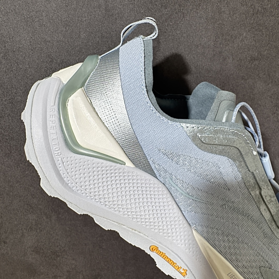 Adidas Holo Peak 阿迪达斯 防滑运动 舒适贴合 低帮越野跑鞋 货号:KZ9997 尺码:36 36.5 