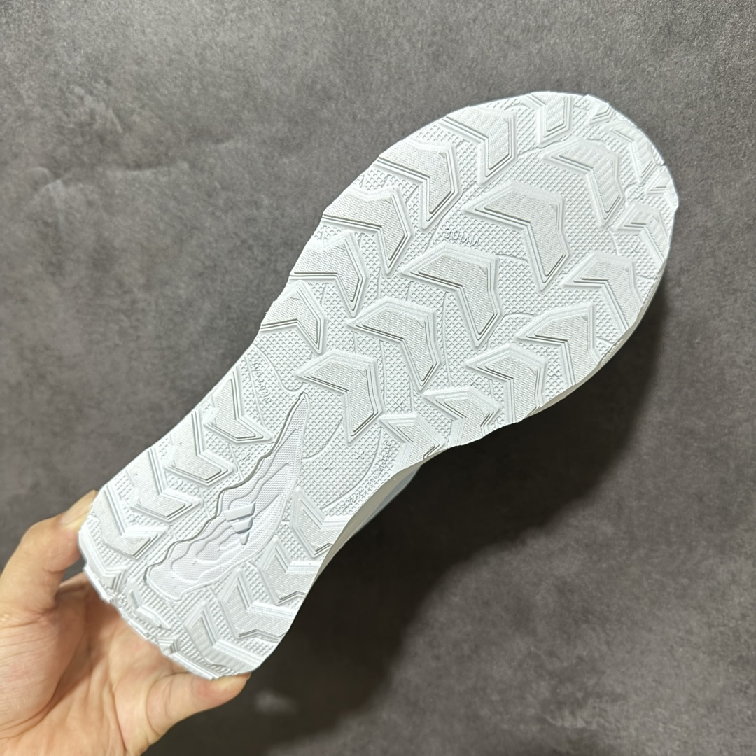 Adidas Holo Peak 阿迪达斯 防滑运动 舒适贴合 低帮越野跑鞋 货号:KZ9997 尺码:36 36.5 