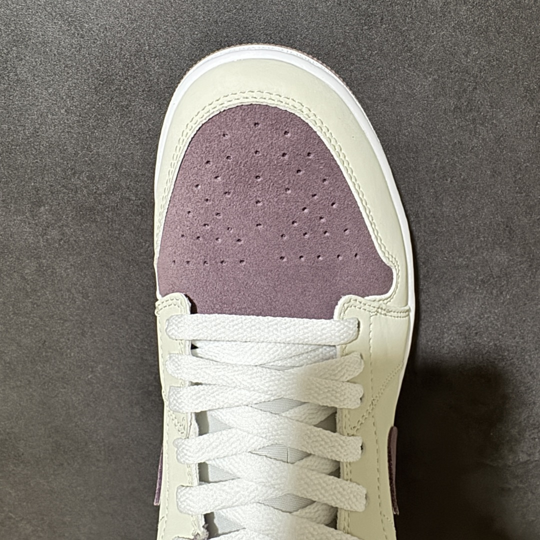 Nike Air Jordan 1 Low AJ1 乔1 耐克 低帮休闲板鞋 同步官方配色 货号:DC0774 117 Nike Air Jordan 1 Low AJ1 乔1 耐克 低帮休闲板鞋 同步官方配色 货号:DC0774 117