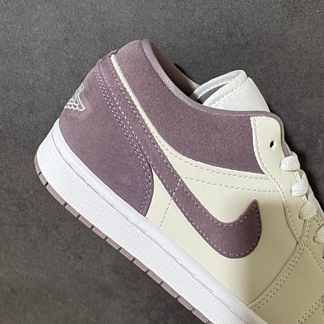 Nike Air Jordan 1 Low AJ1 乔1 耐克 低帮休闲板鞋 同步官方配色 货号:DC0774 117 Nike Air Jordan 1 Low AJ1 乔1 耐克 低帮休闲板鞋 同步官方配色 货号:DC0774 117