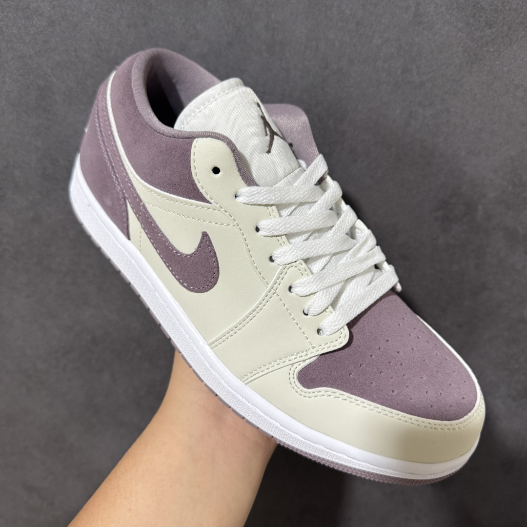 Nike Air Jordan 1 Low AJ1 乔1 耐克 低帮休闲板鞋 同步官方配色 货号:DC0774 117 Nike Air Jordan 1 Low AJ1 乔1 耐克 低帮休闲板鞋 同步官方配色 货号:DC0774 117