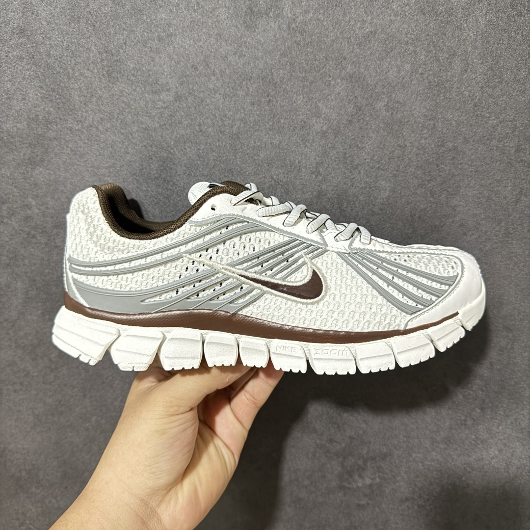 Nike Zoom Skylon 11 舒适柔软透气回弹 复古跑步鞋 货号: IU7360-102 尺码: 36-45 