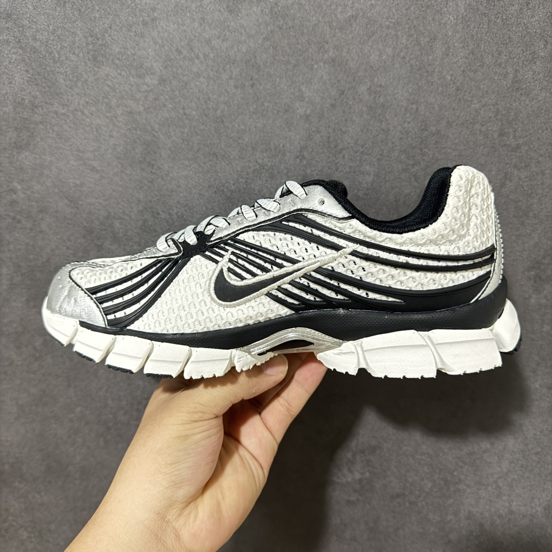 Nike Zoom Skylon 11 舒适柔软透气回弹 复古跑步鞋 货号: IU1869-101 尺码: 36-45没