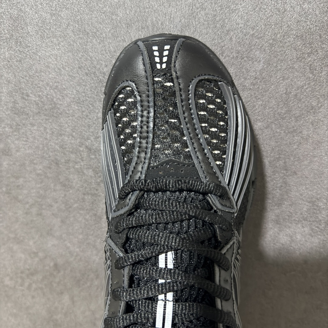 Nike Zoom Skylon 11 舒适柔软透气回弹 复古跑步鞋 货号: IU7360-002 尺码: 36-45没