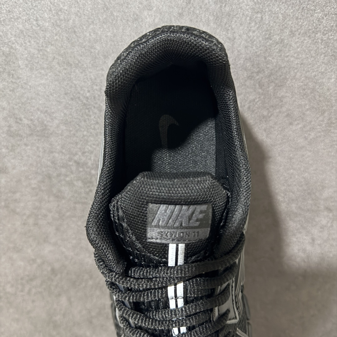 Nike Zoom Skylon 11 舒适柔软透气回弹 复古跑步鞋 货号: IU7360-002 尺码: 36-45没