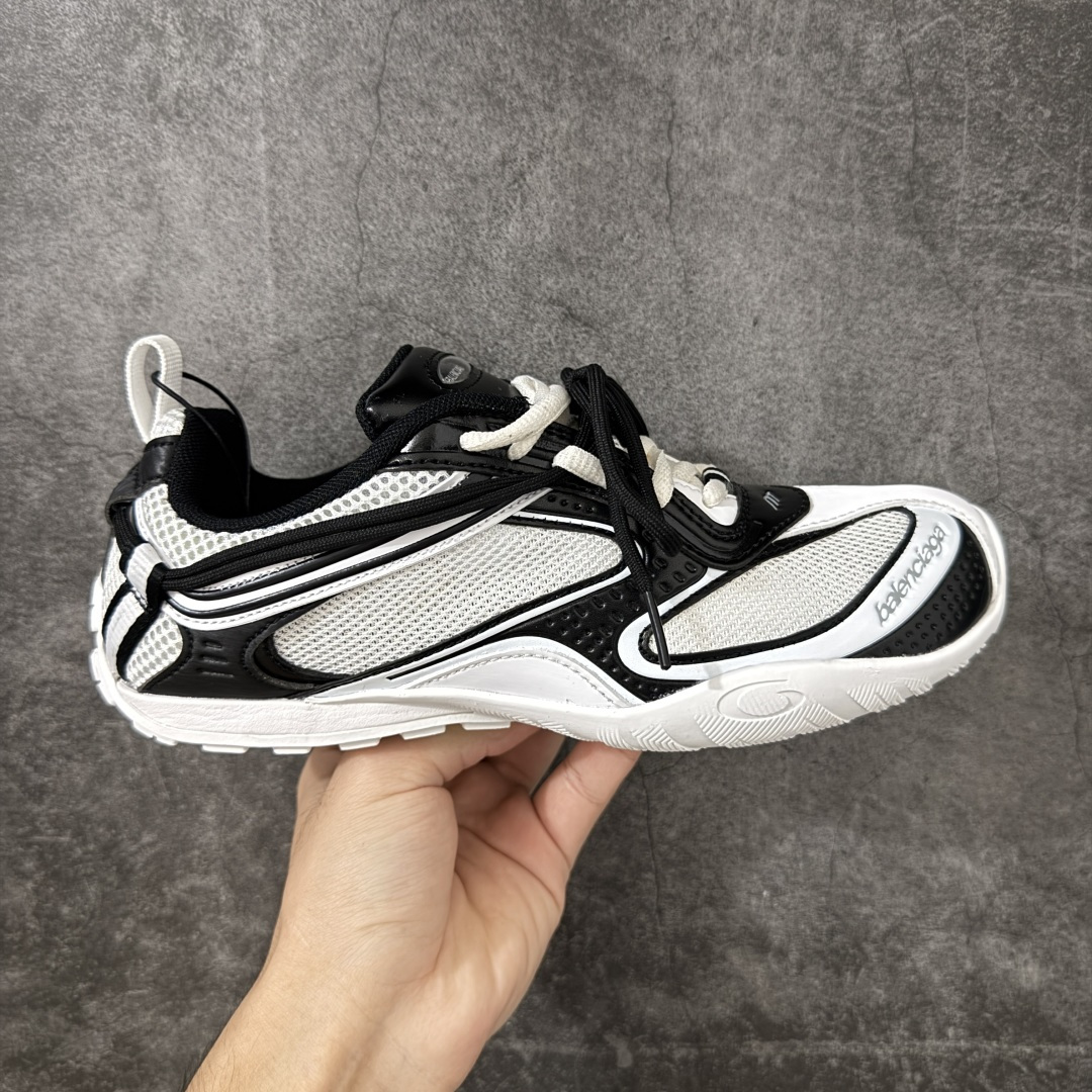 Balenciaga巴黎世家 Radar 圆头系带 做旧效果 低帮 生活休闲鞋 巴黎世家25代 轻薄款经典出货 这个非常
