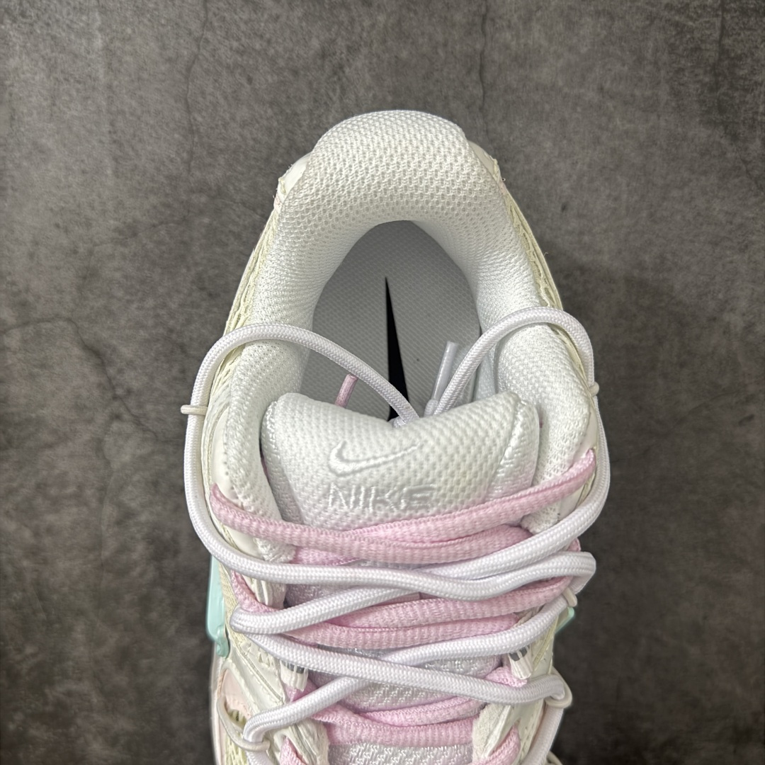 Nike V5 RNR 复古做旧 解构绑带 舒适百搭防滑耐磨 低帮跑步鞋 舒适有型适合日常穿着 该鞋款延续千禧年经典设计