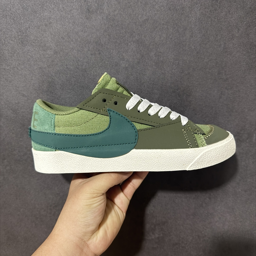 耐克 Nike Blazer Low ‘77 Jumbo 男女子运动板鞋 抓地板鞋 革新重塑经典街头人气鞋款。采用人气传
