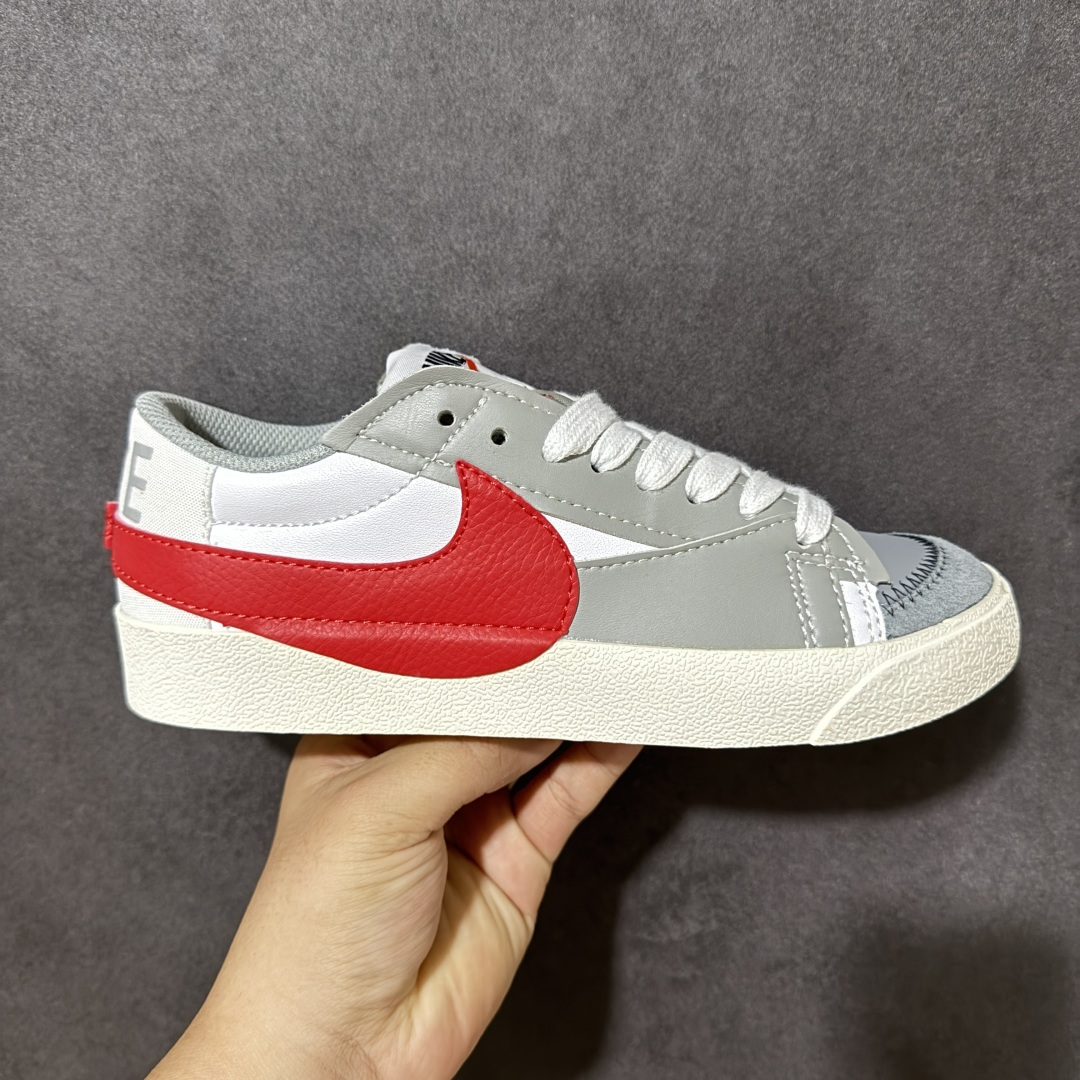 耐克 Nike Blazer Low ‘77 Jumbo 男女子运动板鞋 抓地板鞋 革新重塑经典街头人气鞋款。采用人气传