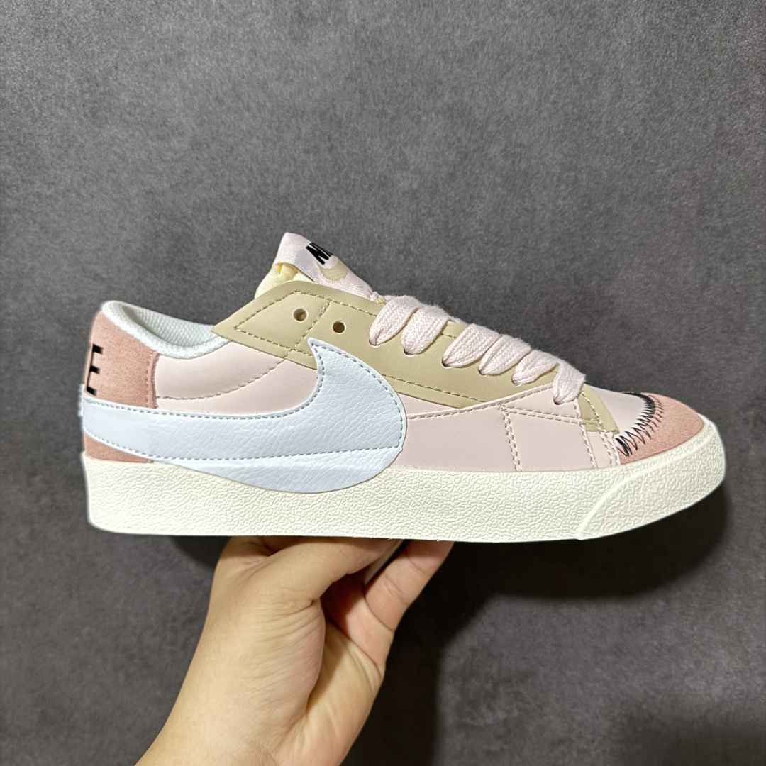 耐克 Nike Blazer Low ‘77 Jumbo 男女子运动板鞋 抓地板鞋 革新重塑经典街头人气鞋款。采用人气传
