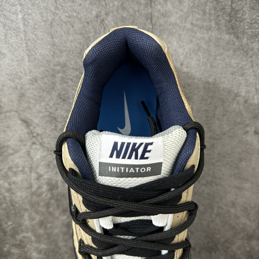 NIKE INITIATOR 创始者系列复古休闲运动舒适跑鞋 此款为人工手绘定制图案 原版基于Nike Initiato NIKE INITIATOR 创始者系列复古休闲运动舒适跑鞋 此款为人工手绘定制图案 原版基于Nike Initiato