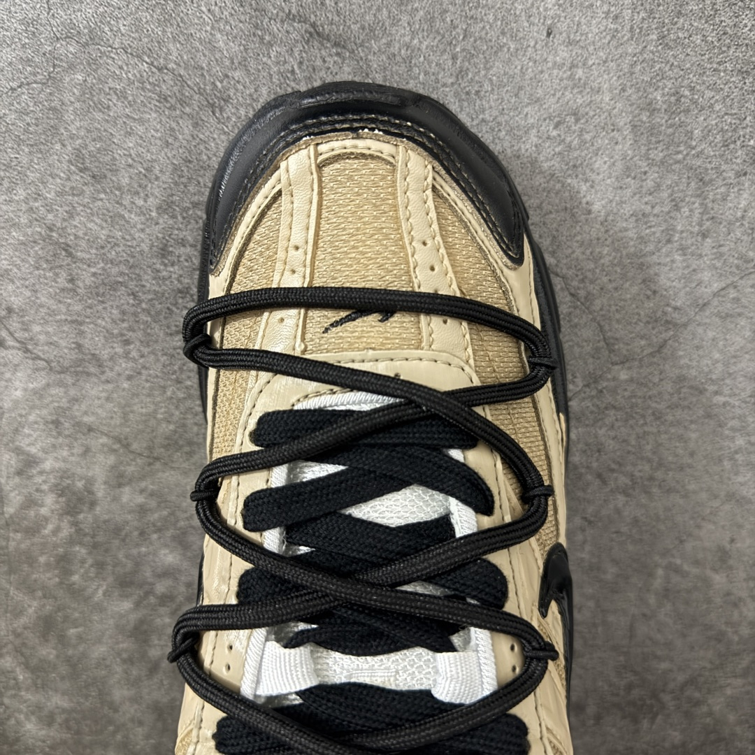 NIKE INITIATOR 创始者系列复古休闲运动舒适跑鞋 此款为人工手绘定制图案 原版基于Nike Initiato NIKE INITIATOR 创始者系列复古休闲运动舒适跑鞋 此款为人工手绘定制图案 原版基于Nike Initiato