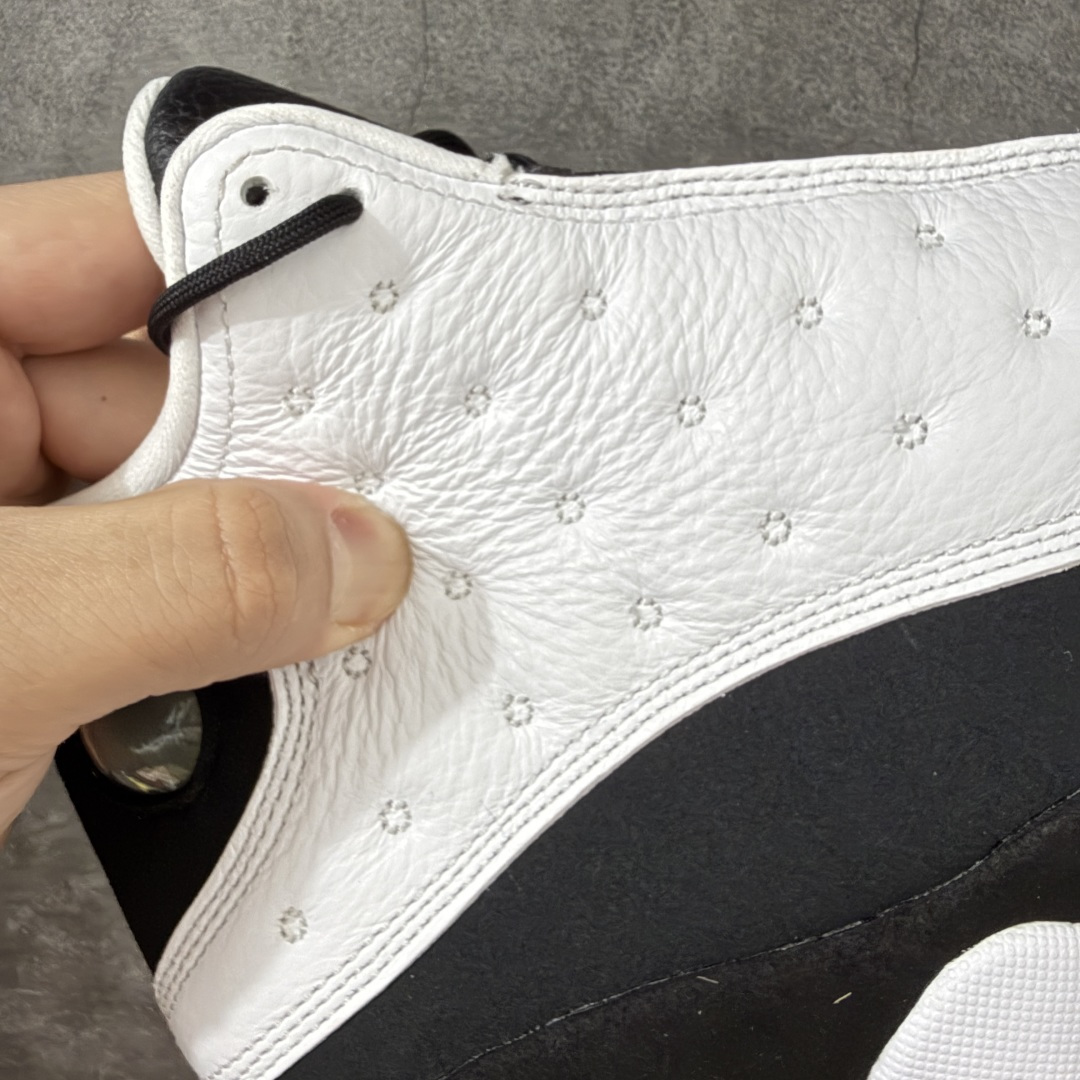 Air Jordan AJ13 Retro 黑白熊猫 -104 全新批次 原楦原档案数据开模打造 公司渠道原装全息3D猫 Air Jordan AJ13 Retro 黑白熊猫 -104 全新批次 原楦原档案数据开模打造 公司渠道原装全息3D猫
