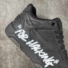 OFF-WHITE Out Of Office OW低帮时尚板鞋 白黑 全新版本 大厂出货 全头层软质皮料 质感满分💯 OFF-WHITE Out Of Office OW低帮时尚板鞋 白黑 全新版本 大厂出货 全头层软质皮料 质感满分💯