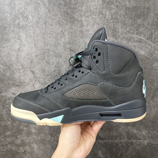 SoleFly x Air Jordan AJ5 乔5 RETRO OG ”麂皮联名黑灰绿 IU0734-001 这双 SoleFly x Air Jordan AJ5 乔5 RETRO OG ”麂皮联名黑灰绿 IU0734-001 这双