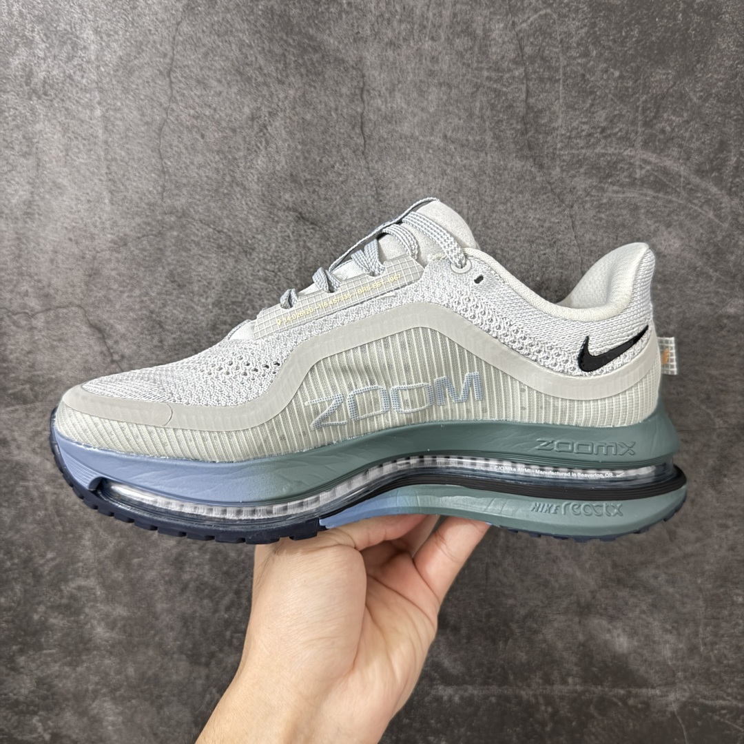 Nike Pegasus Premium SE 舒适百搭减震防滑耐磨透气 低帮跑步鞋 简约又不失活力，上脚超吸睛。 它不