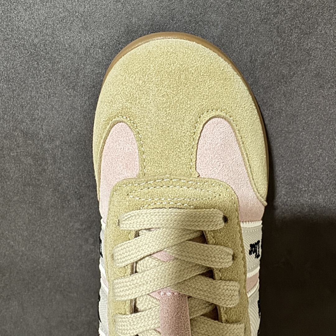 Dior Ribbon Sneaker 迪奥缎带运动鞋 粉色 鞋款的设计灵感直接来源于 Dior 经典的“J'adior Dior Ribbon Sneaker 迪奥缎带运动鞋 粉色 鞋款的设计灵感直接来源于 Dior 经典的“J'adior