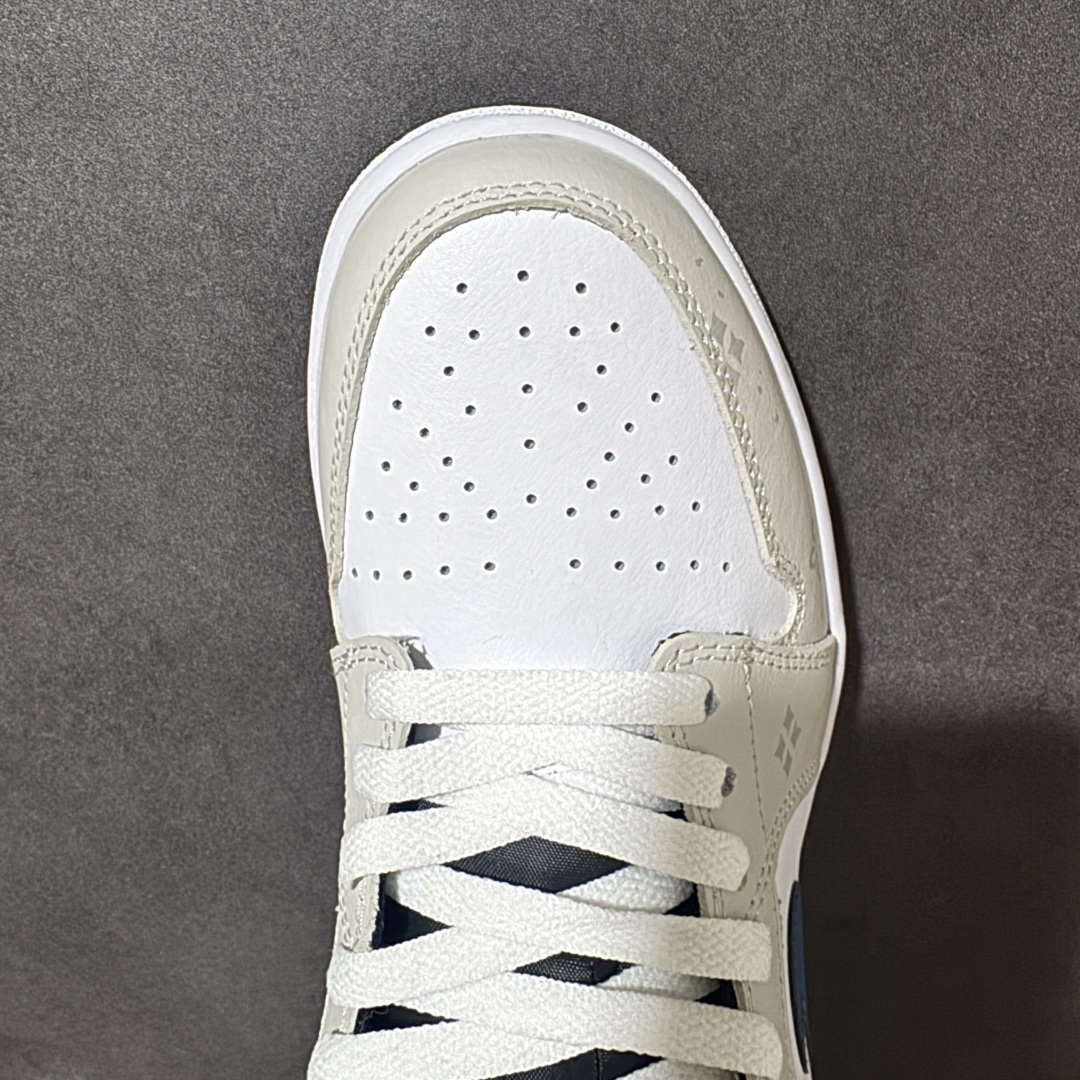 Nike Air Jordan 1 Low AJ1 乔1 耐克 低帮休闲板鞋 同步官方配色 货号: 040 尺码:36 