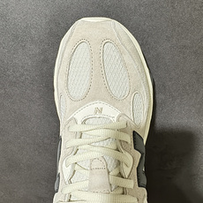 New Balance 983系列 新百伦 复古休闲运动慢跑鞋 货号:U983VR 尺码:36-45 New Balance 983系列 新百伦 复古休闲运动慢跑鞋 货号:U983VR 尺码:36-45