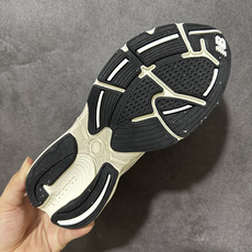 New Balance NB2010 新百伦经典复古休闲运动跑鞋 货号:U20106OK 尺码:36-46含半码 New Balance NB2010 新百伦经典复古休闲运动跑鞋 货号:U20106OK 尺码:36-46含半码