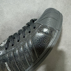 阿迪达斯 adidas originals SUPERSTAR LO PRO 黑色 货号:H3881 尺码:35.5 3 阿迪达斯 adidas originals SUPERSTAR LO PRO 黑色 货号:H3881 尺码:35.5 3