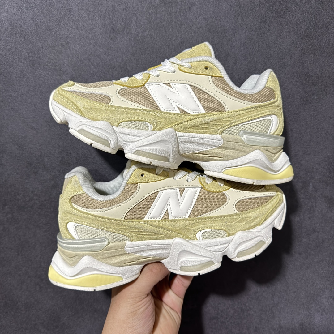 New Balance NB9060 复古休闲运动慢跑鞋 最强性价版 采用大面积网眼以及麂皮材质覆盖鞋身，还原经典气质。