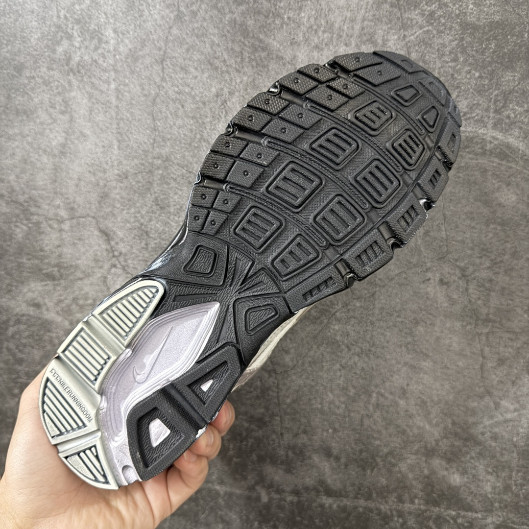NIKE INITIATOR 创始者系列复古休闲运动舒适跑鞋 此款为人工手绘定制图案 原版基于Nike Initiato