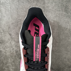 Nike Pegasus Premium SE 舒适百搭减震防滑耐磨透气 低帮跑步鞋 简约又不失活力,上脚超吸睛。 它不 Nike Pegasus Premium SE 舒适百搭减震防滑耐磨透气 低帮跑步鞋 简约又不失活力,上脚超吸睛。 它不