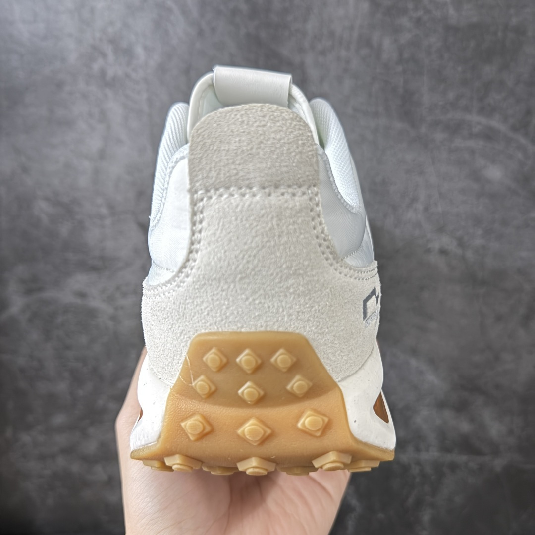 迪桑特DESCENTE Chron Velo TRAINER 运动简约 低帮 生活休闲鞋 DESCENTE（迪桑特）创立