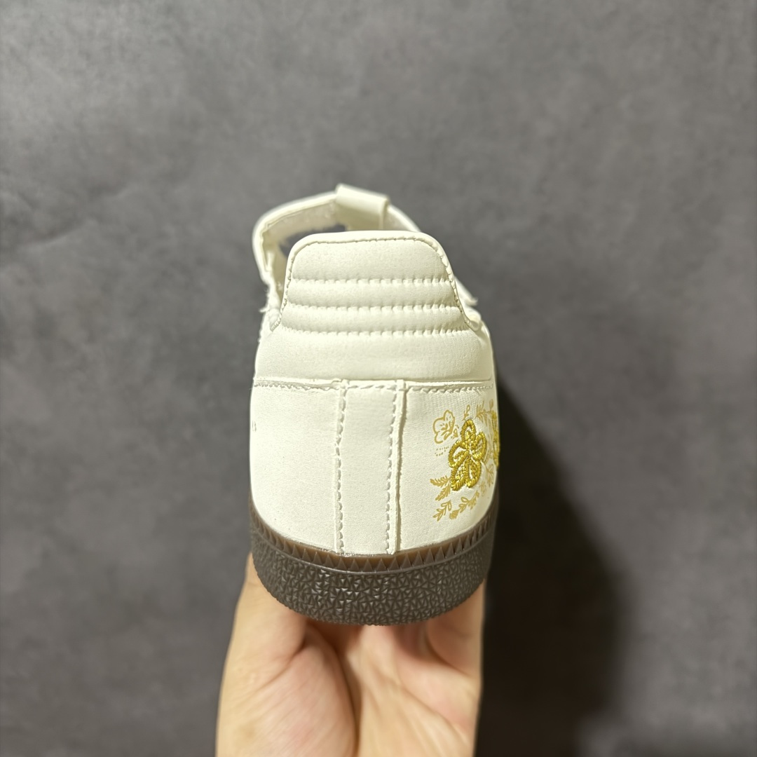 Adidas三叶草Barreda Mary Jane 玛丽珍鞋 货号: LA5398 尺码: 36 36.5 37.5 