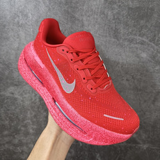 Nike VOMERO PREMIUM 耐克 舒适减震防滑 低帮跑步鞋 全掌ReactX泡绵中底 前掌和后跟还配备了Ai Nike VOMERO PREMIUM 耐克 舒适减震防滑 低帮跑步鞋 全掌ReactX泡绵中底 前掌和后跟还配备了Ai
