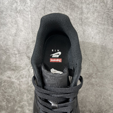 Supreme x NK Air Force 1 Low 07 LV8 空军一号低帮联名 CU9225-001 原楦头原 Supreme x NK Air Force 1 Low 07 LV8 空军一号低帮联名 CU9225-001 原楦头原