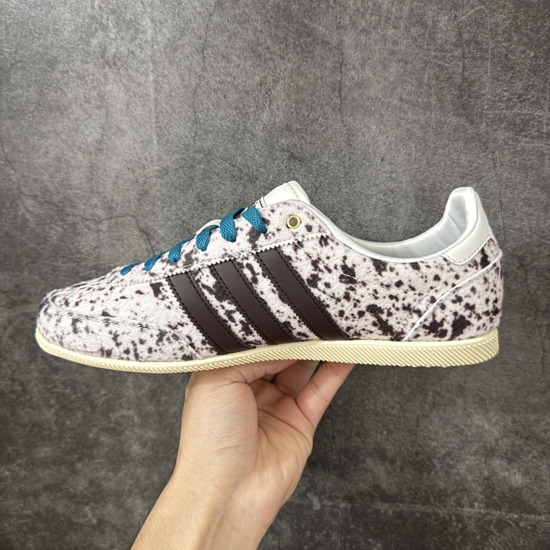 Adidas Original Jap-AN 阿迪达斯 低帮 米白黑 男女同款 经典百搭德训鞋 修长流畅的低帮鞋型，豹纹