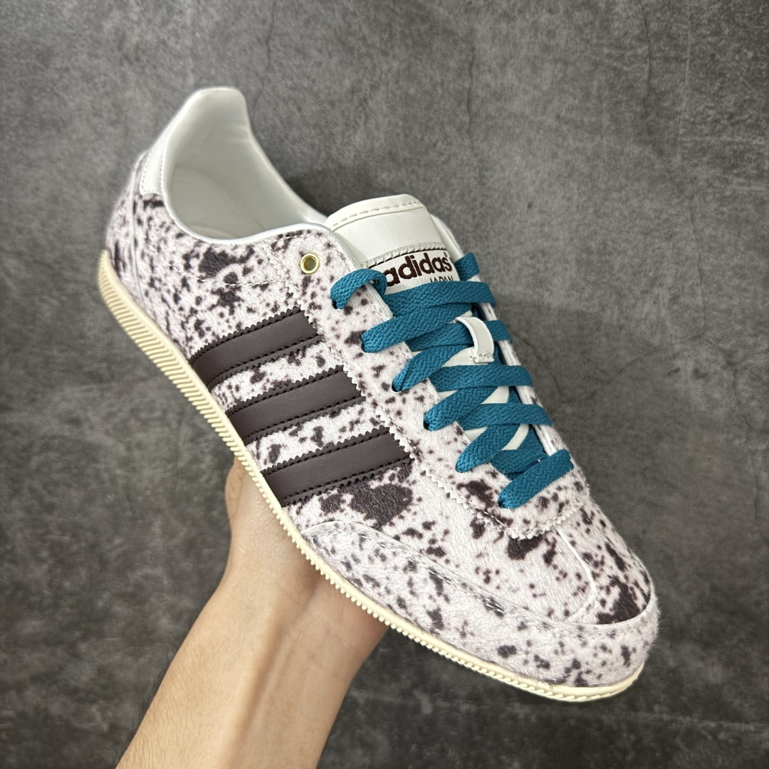 Adidas Original Jap-AN 阿迪达斯 低帮 米白黑 男女同款 经典百搭德训鞋 修长流畅的低帮鞋型，豹纹