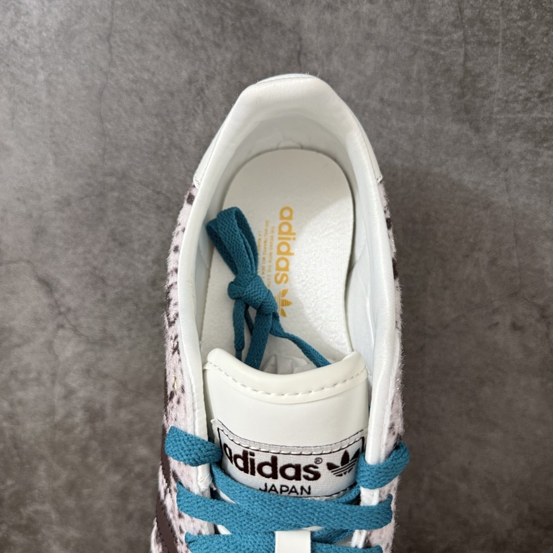 Adidas Original Jap-AN 阿迪达斯 低帮 米白黑 男女同款 经典百搭德训鞋 修长流畅的低帮鞋型，豹纹