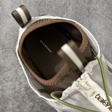Balenciaga巴黎世家 Pocket Pocket 圆头抽绳 低帮 板鞋 男款口袋拉链折叠 米色拼荧光绿 2026 Balenciaga巴黎世家 Pocket Pocket 圆头抽绳 低帮 板鞋 男款口袋拉链折叠 米色拼荧光绿 2026