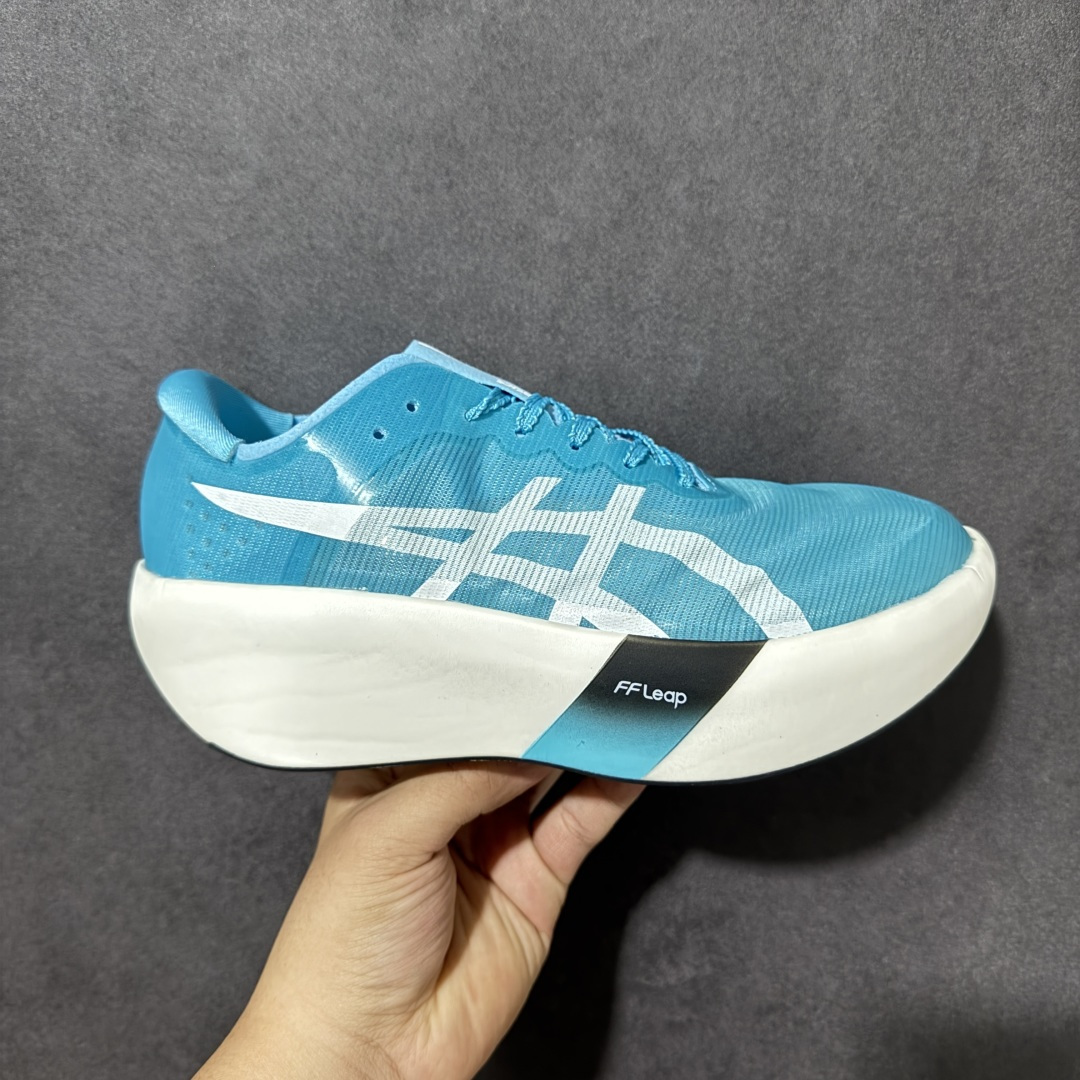 ASICS亚瑟士 METASPEED RAY 竞速跑鞋 鞋面采用轻薄工程网纱材质，透气不闷脚，鞋身轻量化设计，上脚零负担