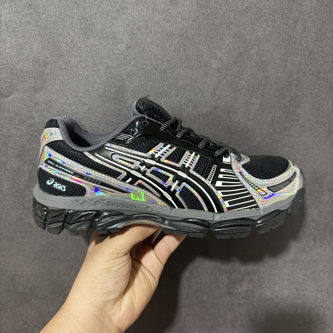 ASICS亚瑟士 GEL‑KAYANO 12.1 复古跑鞋 鞋面透气工程网布搭配合成革支撑框架，透气性良好，鞋身线条硬朗