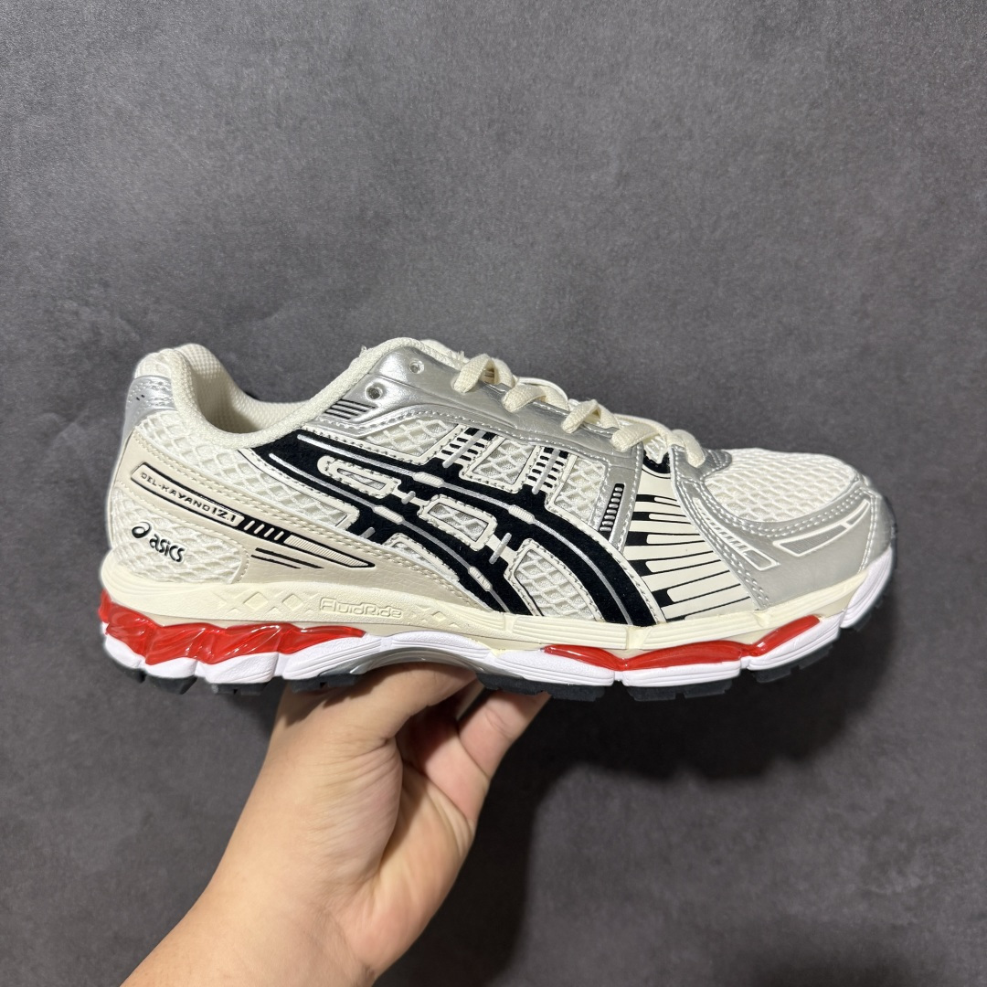 ASICS亚瑟士 GEL‑KAYANO 12.1 复古跑鞋 鞋面透气工程网布搭配合成革支撑框架，透气性良好，鞋身线条硬朗