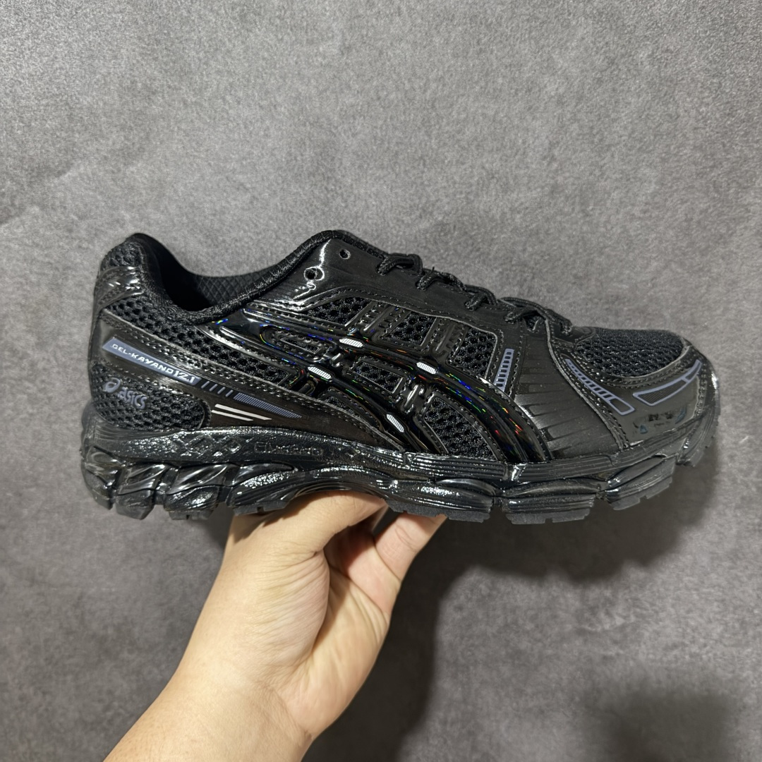 ASICS亚瑟士 GEL‑KAYANO 12.1 复古跑鞋 鞋面透气工程网布搭配合成革支撑框架，透气性良好，鞋身线条硬朗