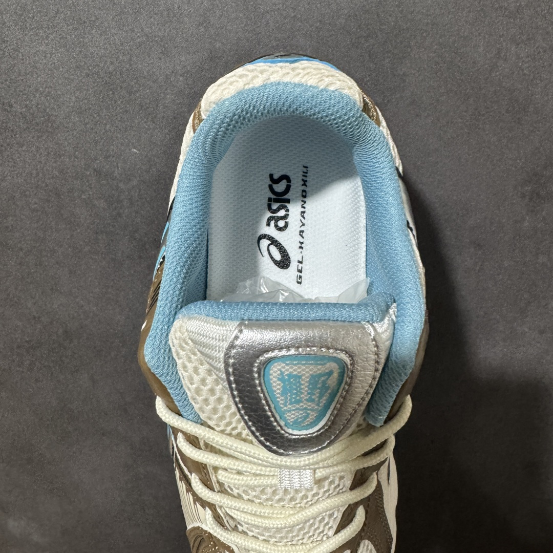 ASICS亚瑟士 GEL‑KAYANO 12.1 复古跑鞋 鞋面透气工程网布搭配合成革支撑框架，透气性良好，鞋身线条硬朗