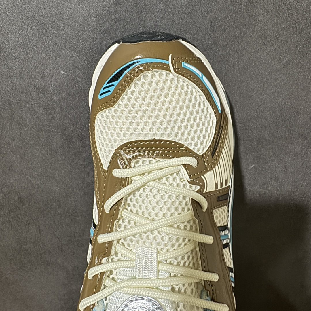 ASICS亚瑟士 GEL‑KAYANO 12.1 复古跑鞋 鞋面透气工程网布搭配合成革支撑框架，透气性良好，鞋身线条硬朗