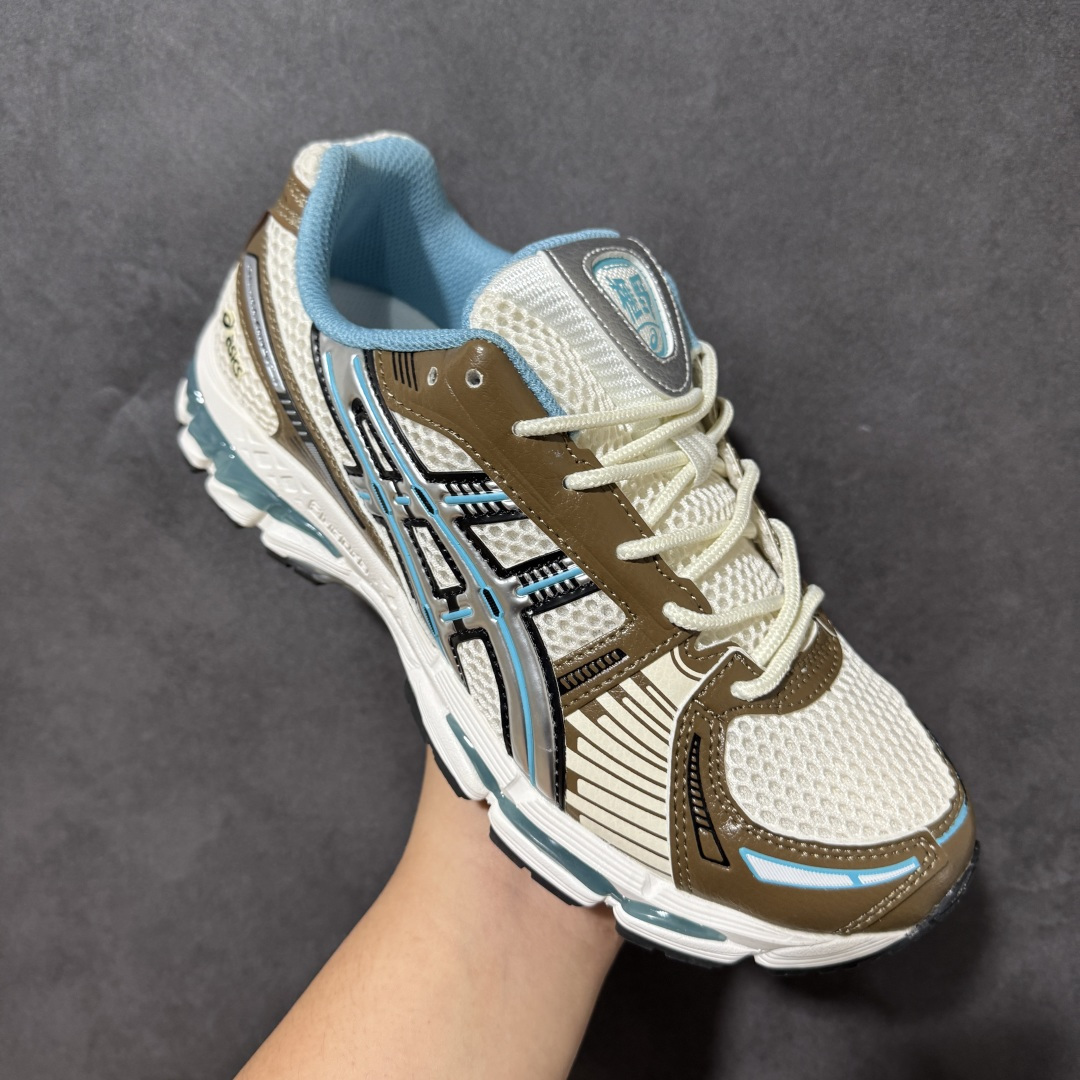 ASICS亚瑟士 GEL‑KAYANO 12.1 复古跑鞋 鞋面透气工程网布搭配合成革支撑框架，透气性良好，鞋身线条硬朗