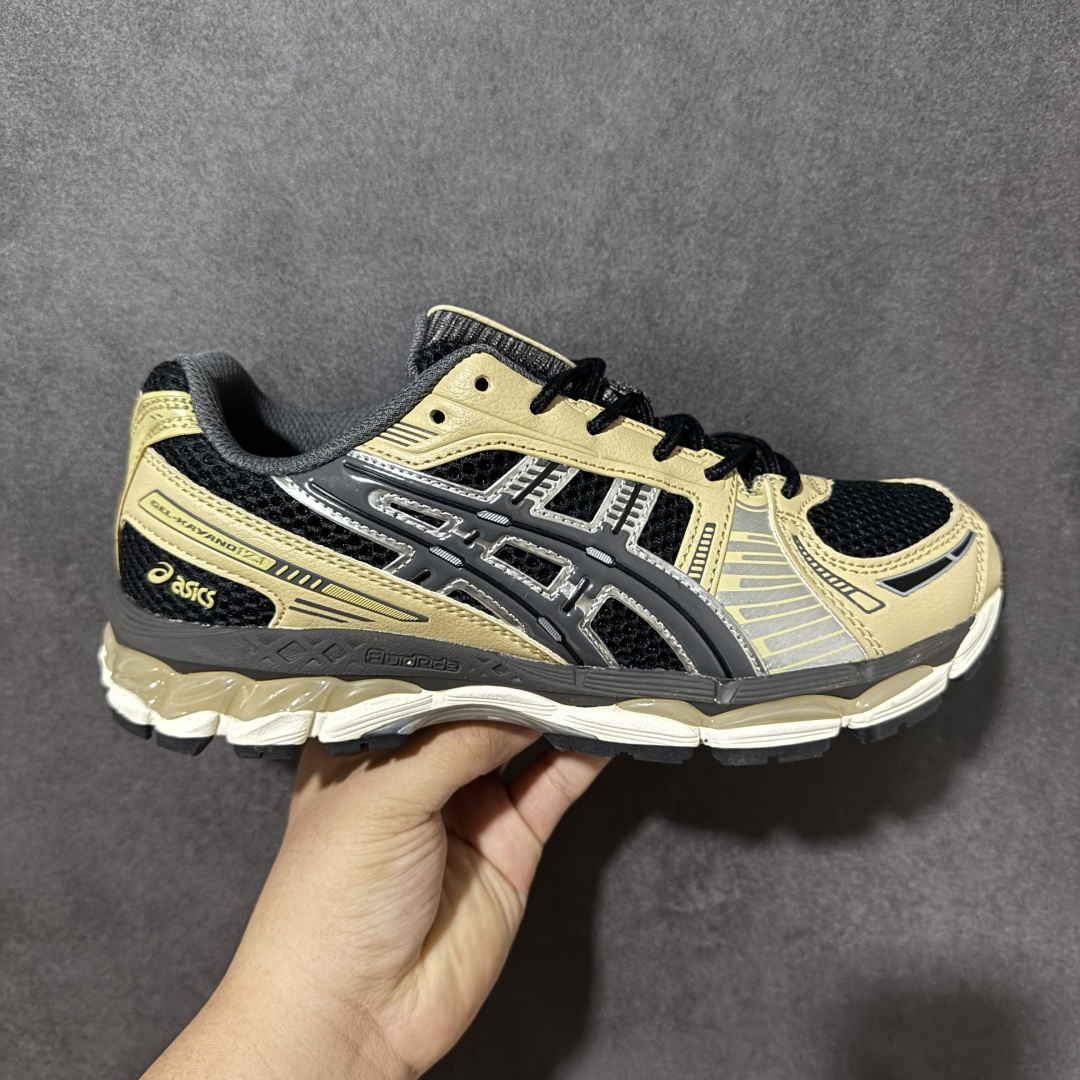 ASICS亚瑟士 GEL‑KAYANO 12.1 复古跑鞋 鞋面透气工程网布搭配合成革支撑框架，透气性良好，鞋身线条硬朗