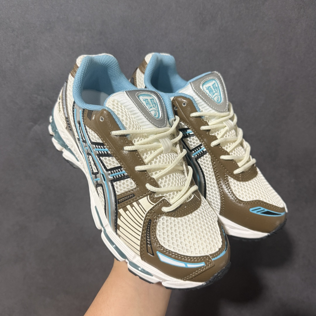 ASICS亚瑟士 GEL‑KAYANO 12.1 复古跑鞋 鞋面透气工程网布搭配合成革支撑框架，透气性良好，鞋身线条硬朗