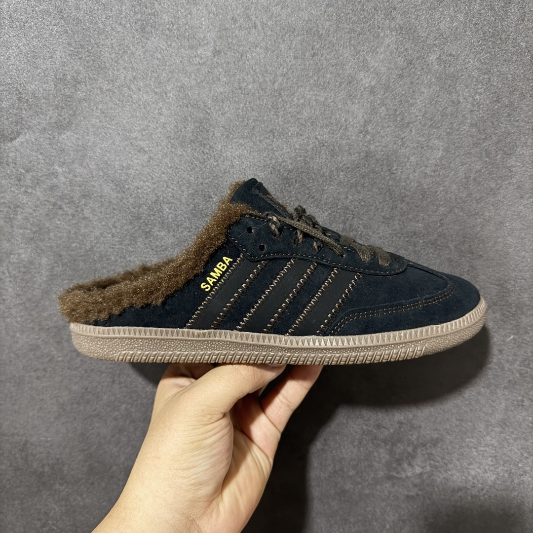 Adidas Samba Og Mule W 复古半拖休闲鞋 鞋面采用细腻翻毛皮材质，保留经典Samba鞋身轮廓，无后跟