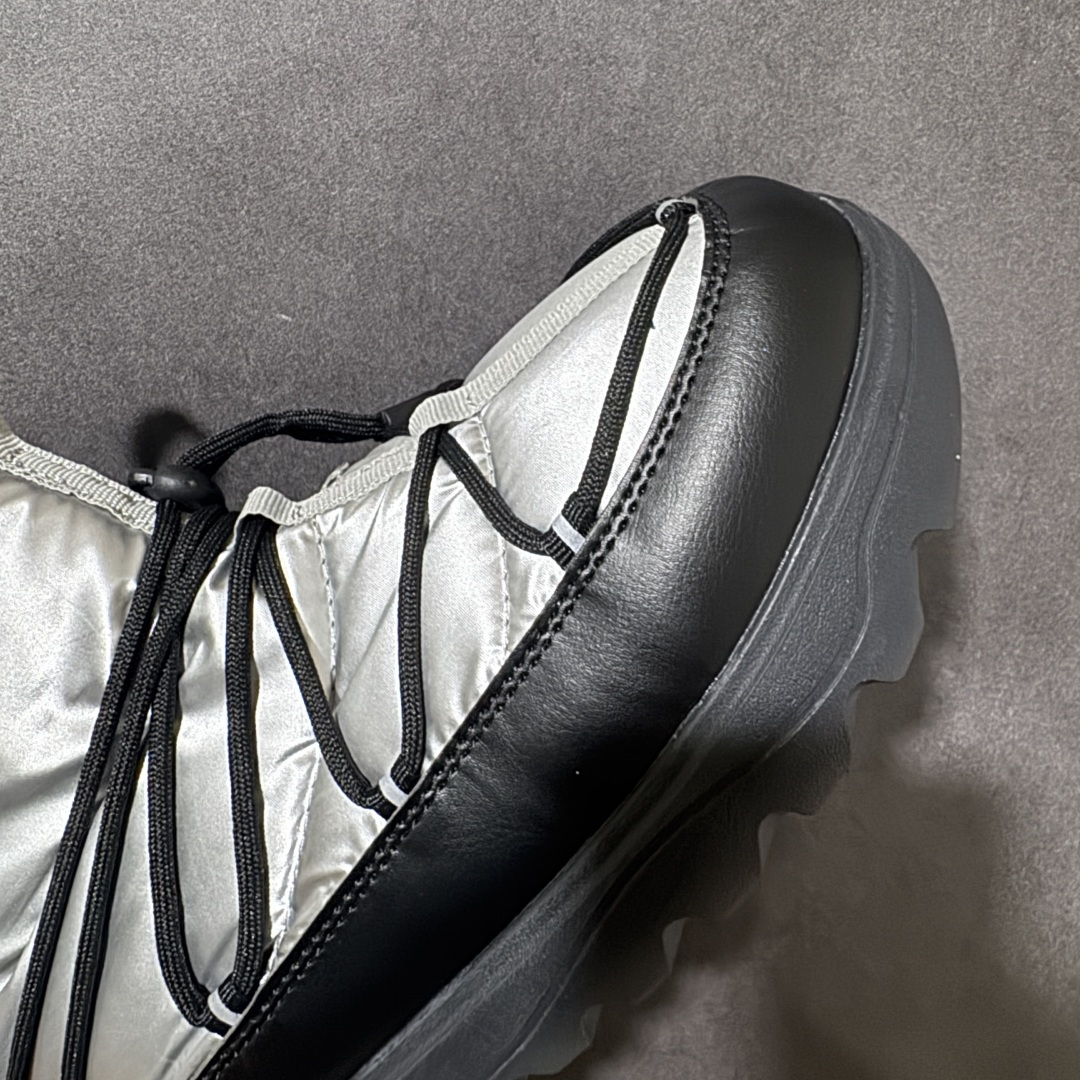 The North Face Borealis Short Boots 户外短靴 鞋身采用耐磨面料打造，版型利落硬朗，具